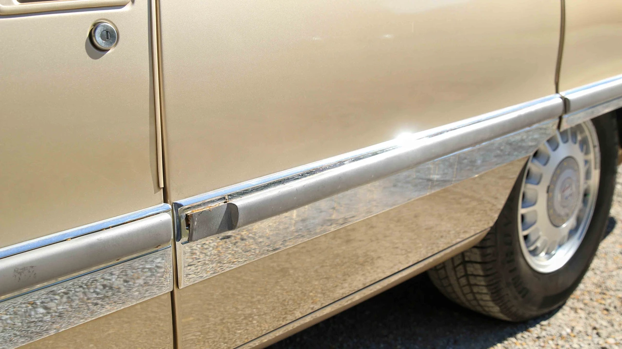 1996 Buick Roadmaster - Image 24 of 31