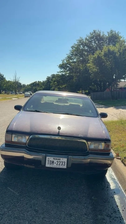 1996 Buick Roadmaster - Image 4 of 4