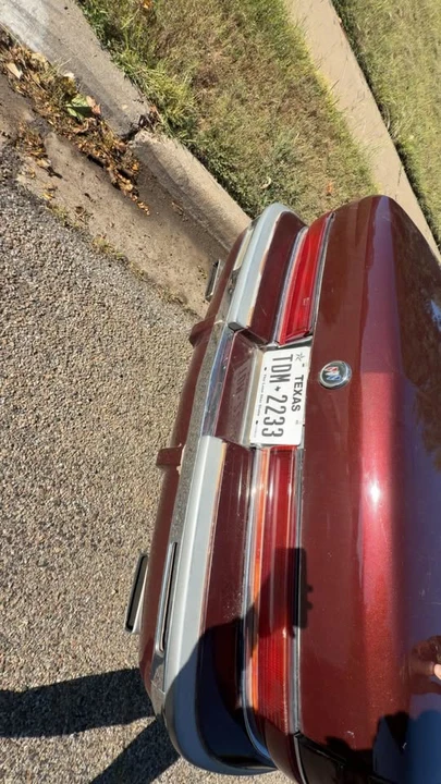 1996 Buick Roadmaster - Image 3 of 4