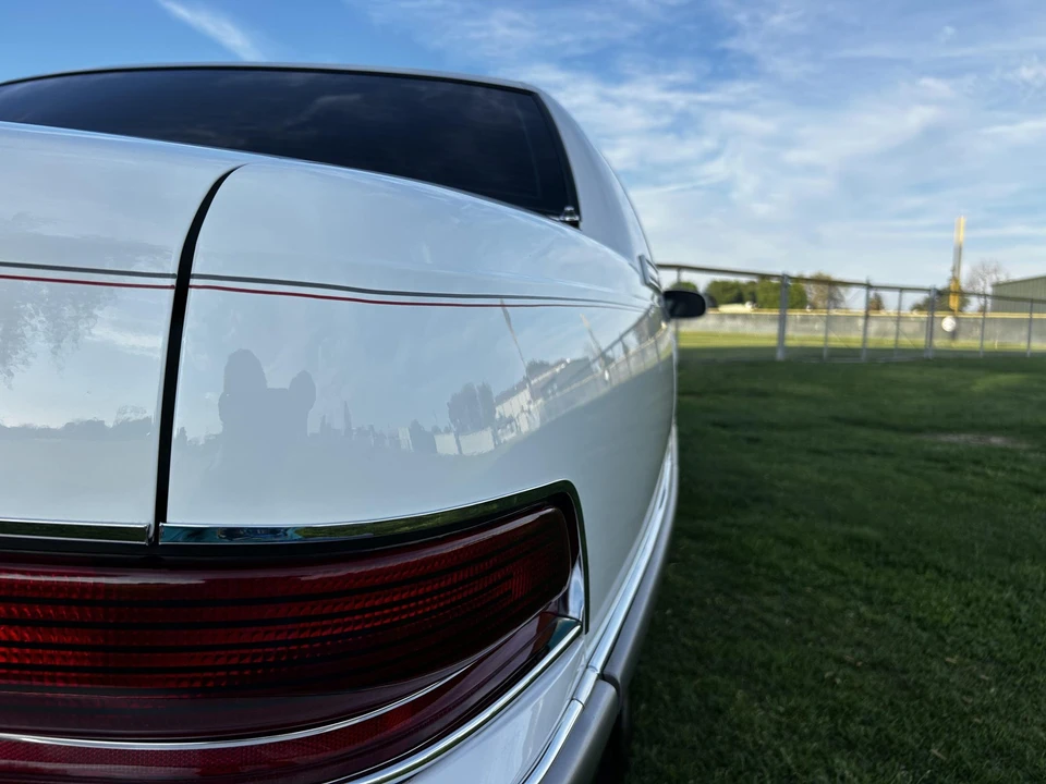 1996 Buick Roadmaster - Image 25 of 31