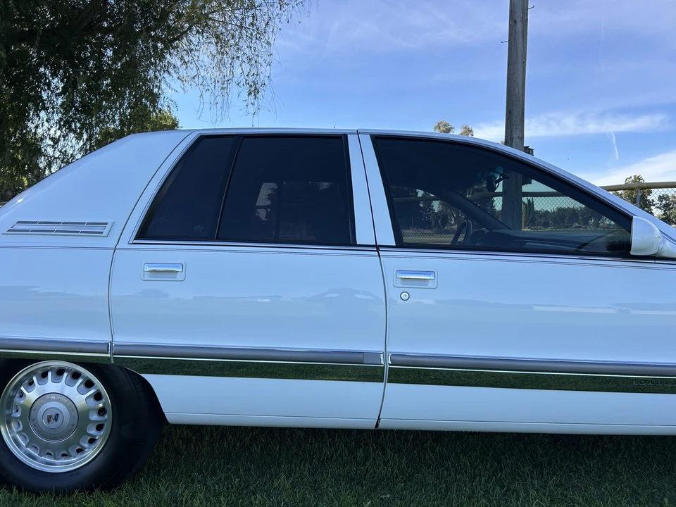 1996 Buick Roadmaster - Image 23 of 31