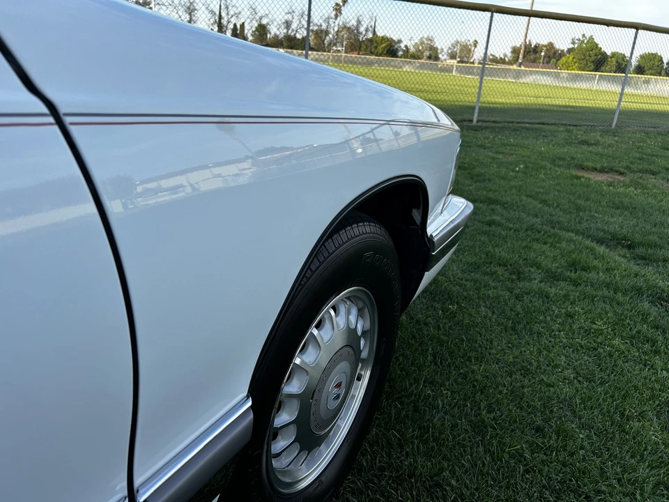 1996 Buick Roadmaster - Image 29 of 31