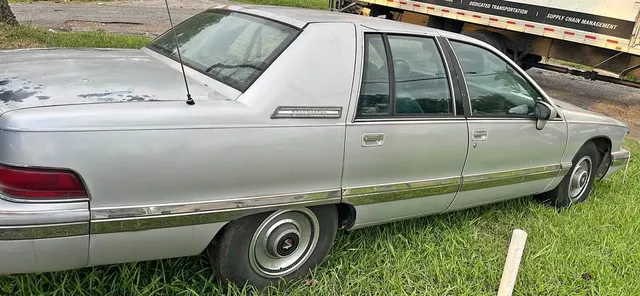 1996 Buick Roadmaster Sedan 4D