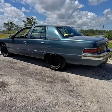 1996 Buick Roadmaster Sedan 4D