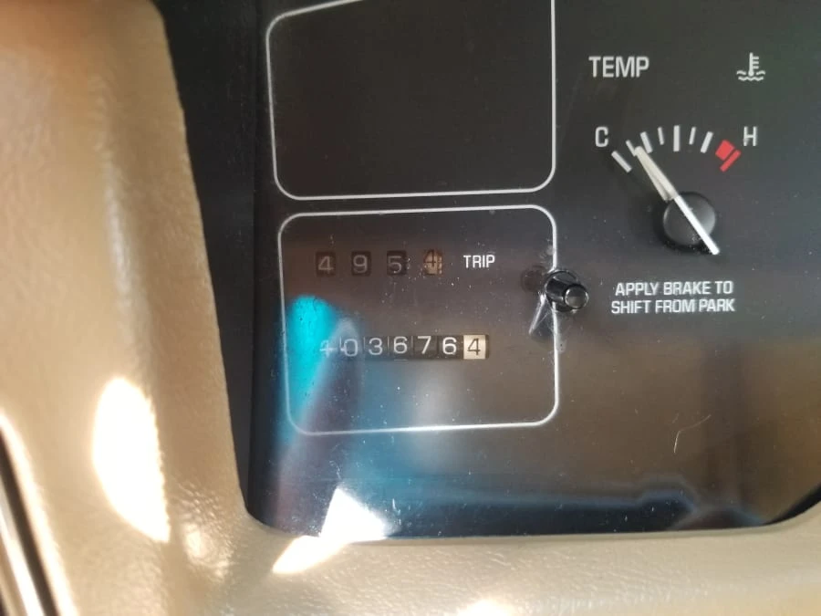 1996 Buick Roadmaster - Image 7 of 12