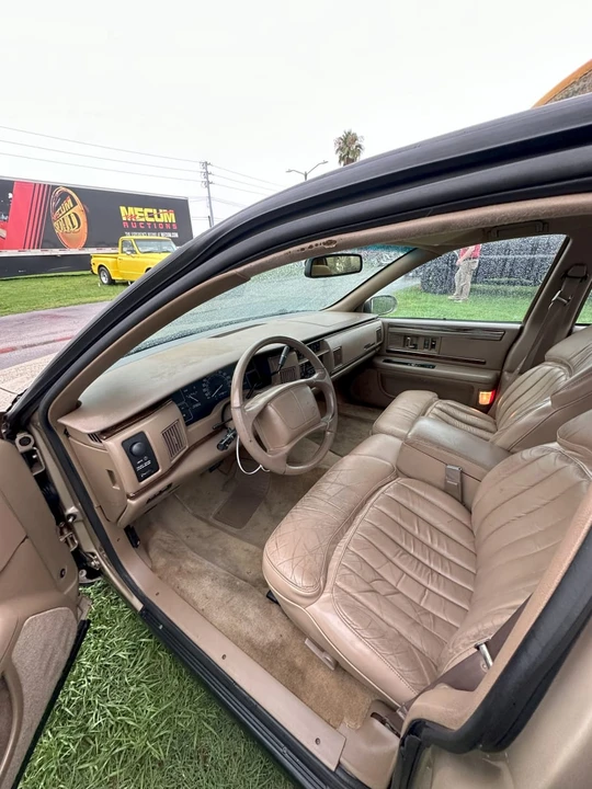 1996 Buick Roadmaster - Image 8 of 14