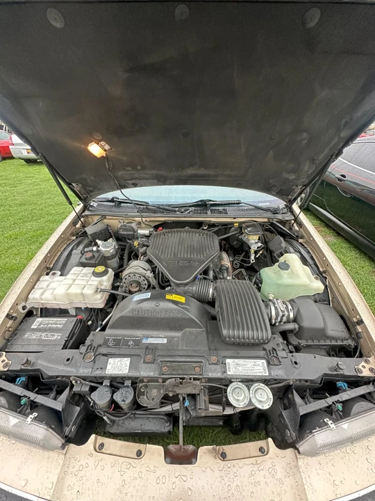 1996 Buick Roadmaster - Image 13 of 14