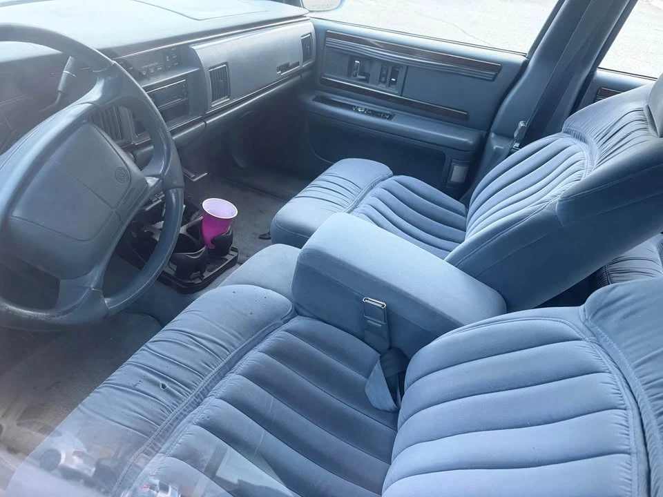 1996 Buick Roadmaster - Image 8 of 10