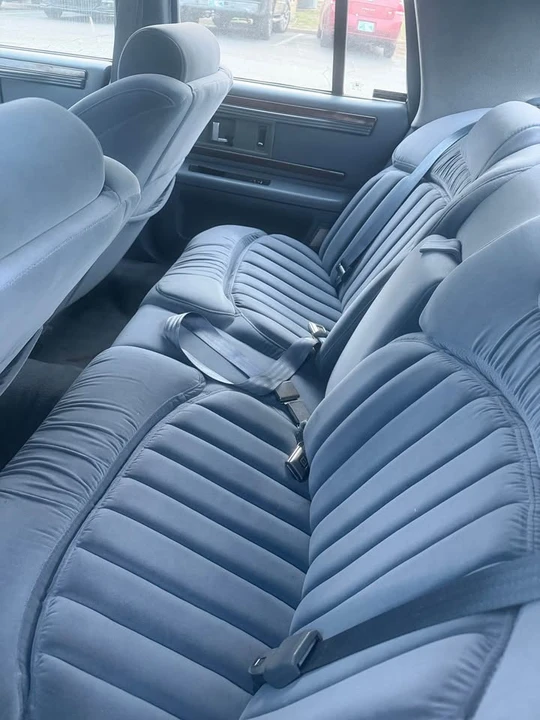 1996 Buick Roadmaster - Image 9 of 10