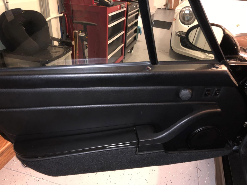 1996 Porsche 993 Carrera 4S - Image 9 of 16