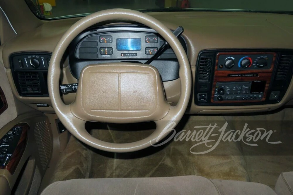 1996 Chevrolet Caprice - Image 10 of 12