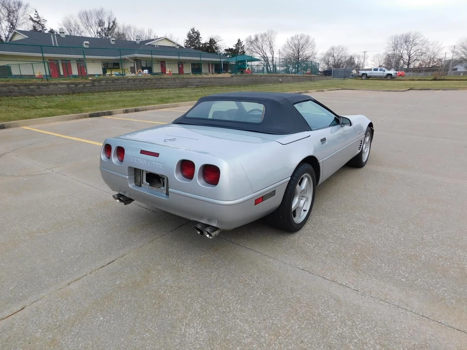 1996 Chevrolet Corvette C4 - Image 8 of 21