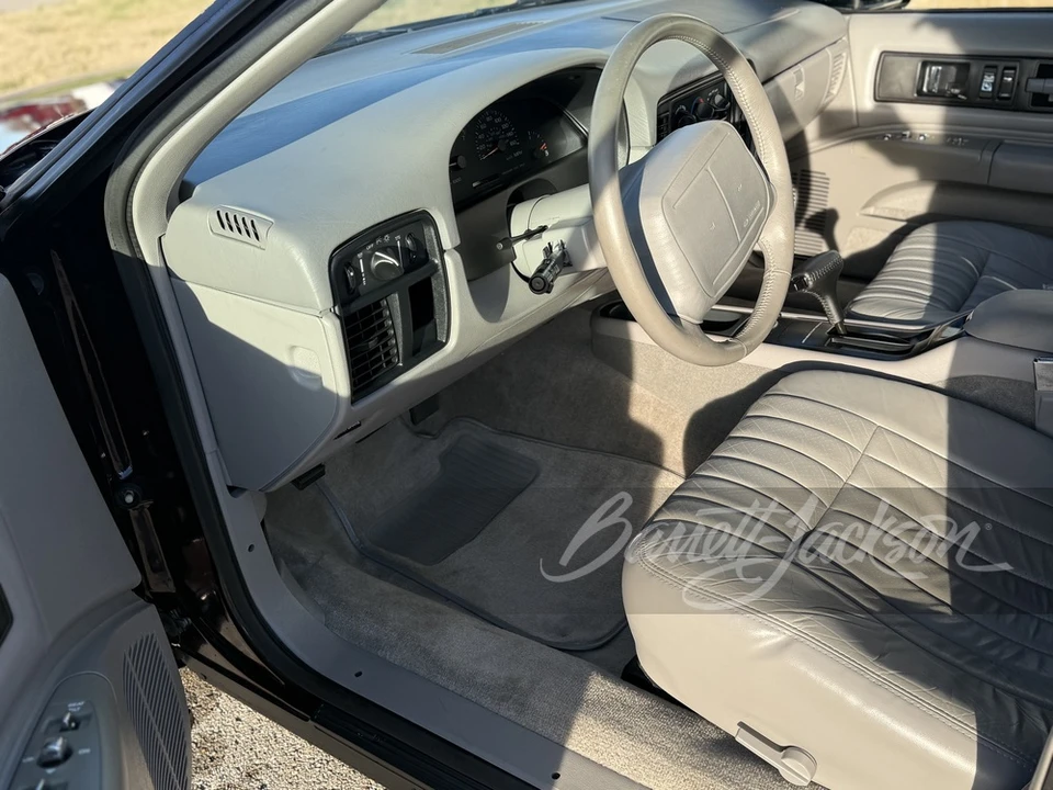 1996 Chevrolet Impala 7th Gen - Image 11 of 18