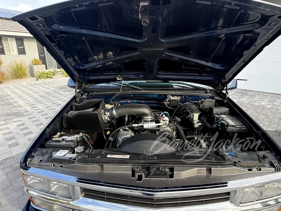 1996 Chevrolet Tahoe 1st Gen - Image 6 of 20
