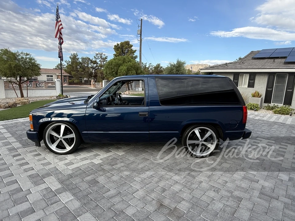 1996 Chevrolet Tahoe 1st Gen - Image 16 of 20