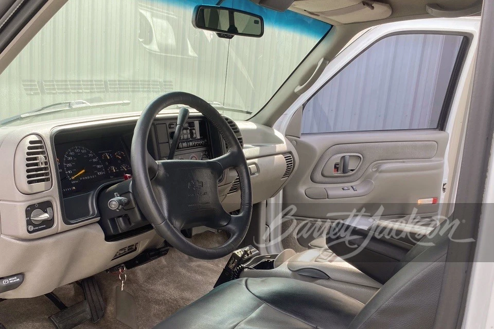 1996 Chevrolet Tahoe 1st Gen - Image 3 of 15