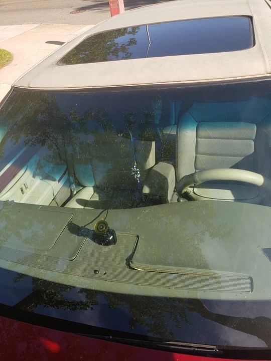 1996 Cadillac DeVille 7th Gen - Image 9 of 9