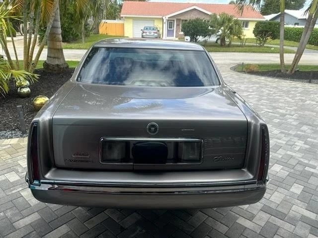 1996 Cadillac DeVille 7th Gen - Image 3 of 12