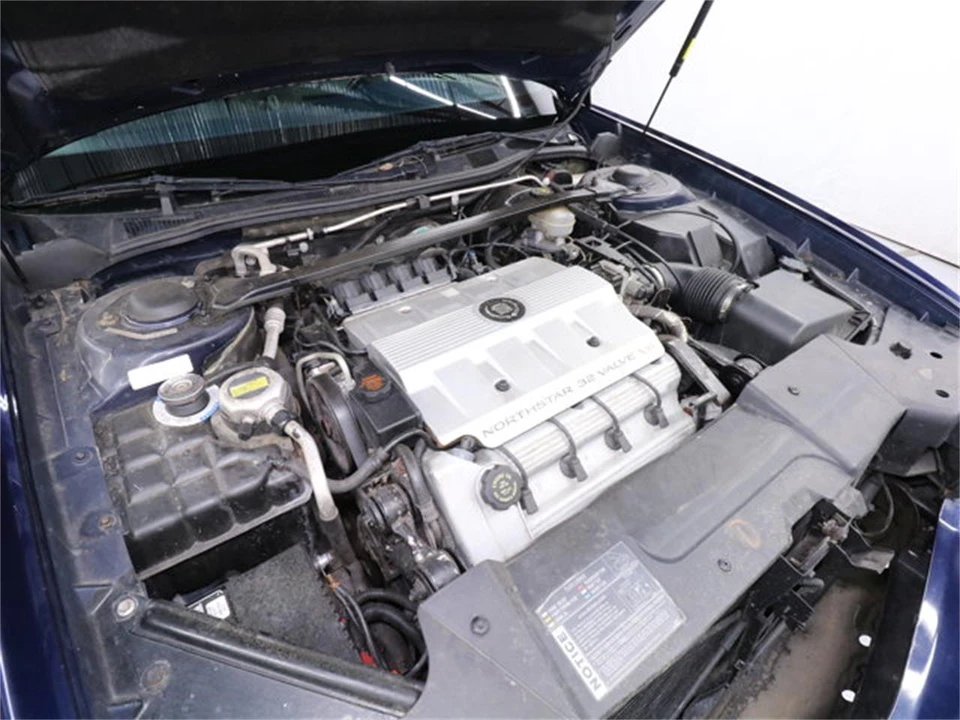 1996 Cadillac DeVille 7th Gen - Image 25 of 31
