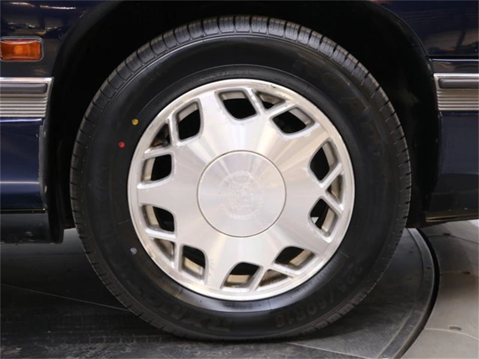 1996 Cadillac DeVille 7th Gen - Image 31 of 31