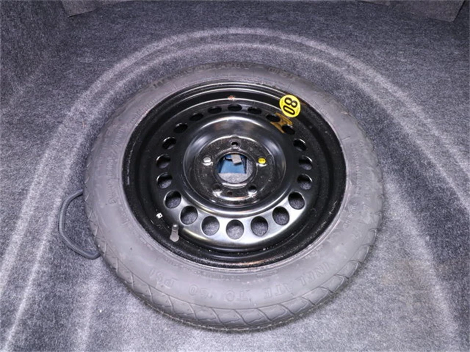 1996 Cadillac DeVille 7th Gen - Image 29 of 31