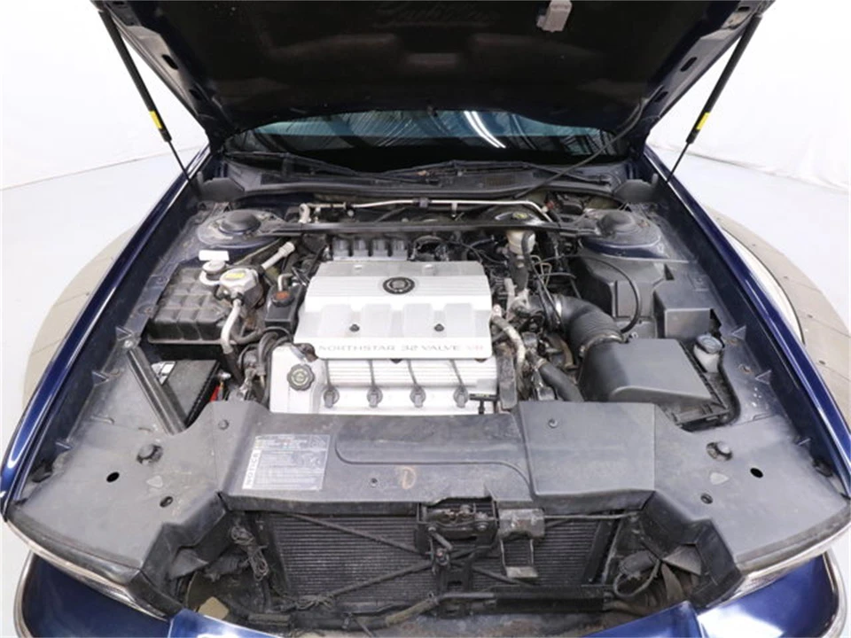 1996 Cadillac DeVille 7th Gen - Image 26 of 31