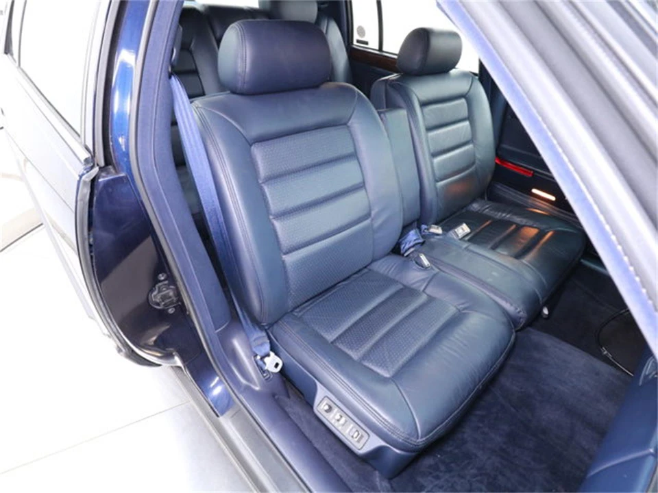 1996 Cadillac DeVille 7th Gen - Image 17 of 31