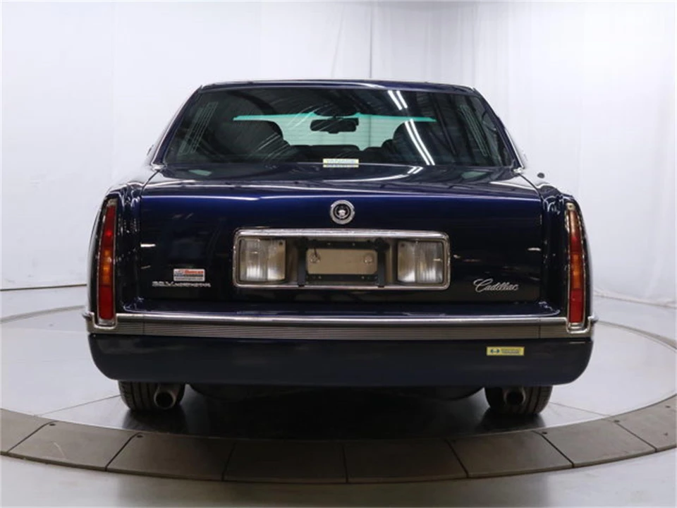 1996 Cadillac DeVille 7th Gen - Image 6 of 31