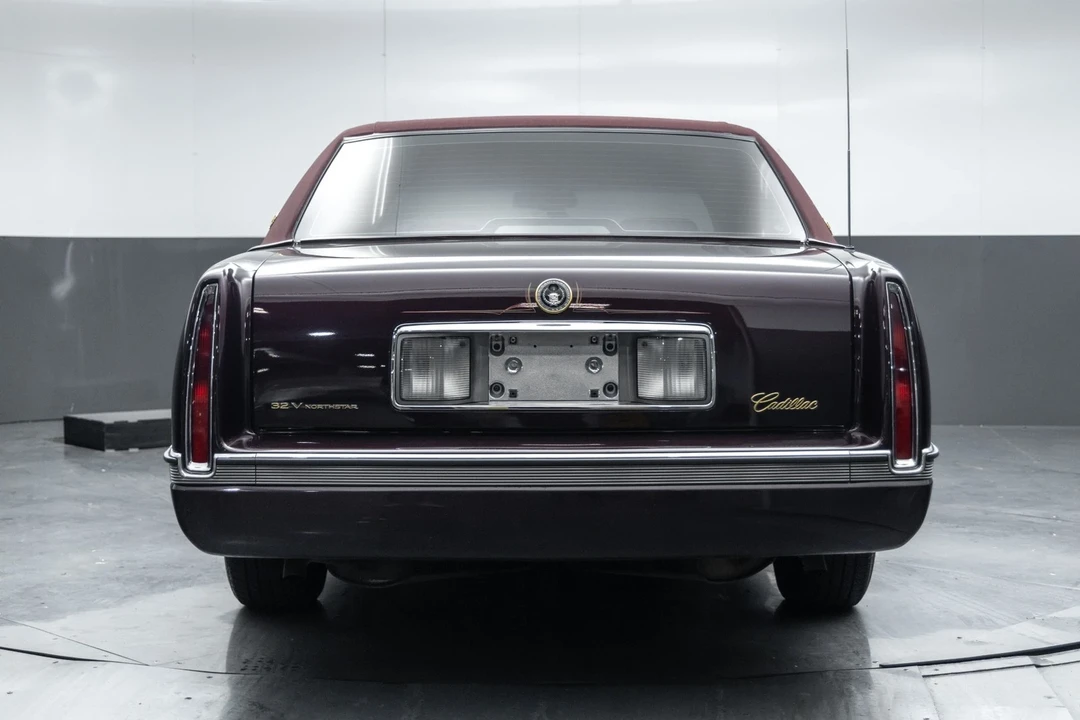 1996 Cadillac DeVille 8th Gen - Image 4 of 12