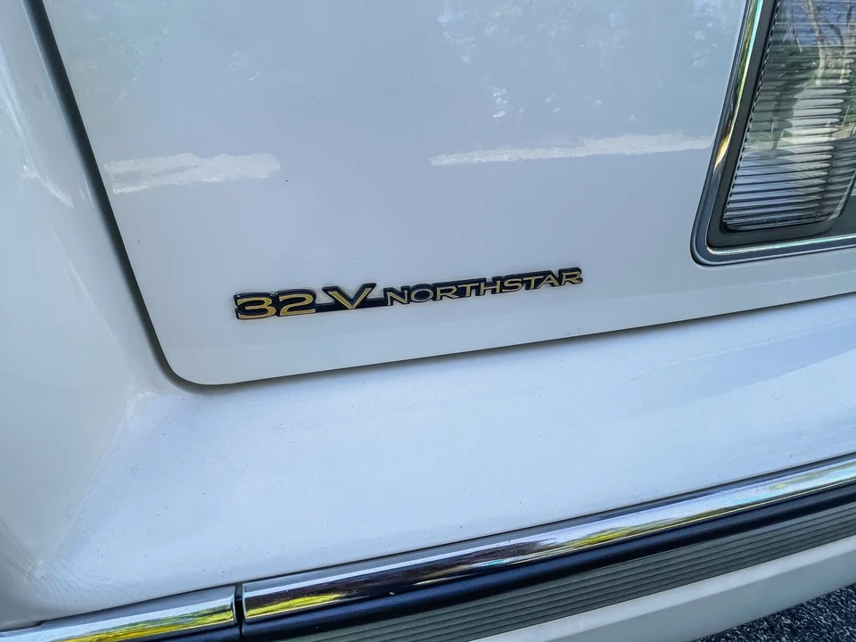 1996 Cadillac DeVille 8th Gen - Image 30 of 31