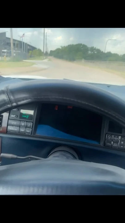1996 Cadillac DeVille 7th Gen - Image 11 of 11