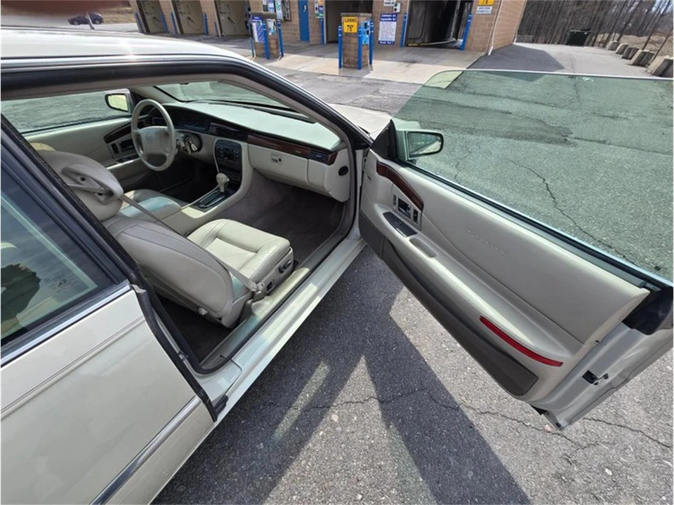 1996 Cadillac Eldorado 12th Gen - Image 11 of 16