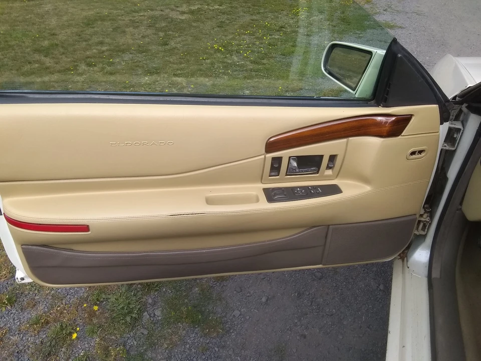 1996 Cadillac Eldorado 12th Gen - Image 12 of 28