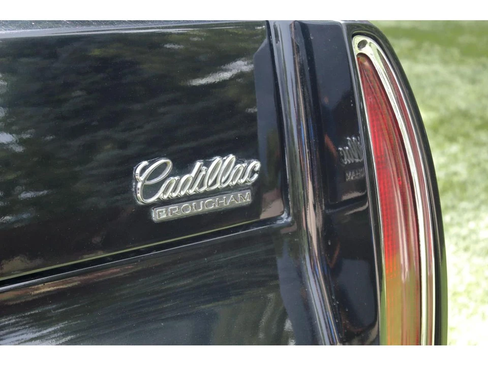 1996 Cadillac Fleetwood - Image 28 of 31