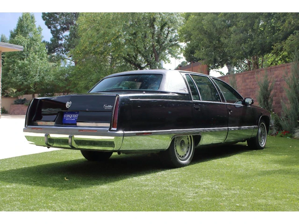 1996 Cadillac Fleetwood - Image 22 of 31