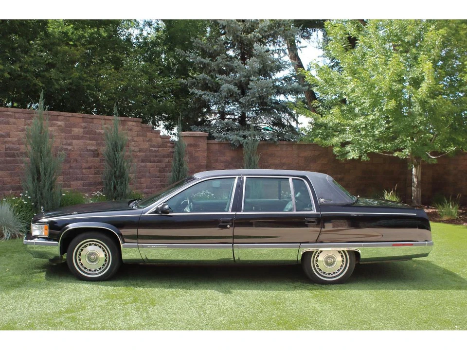 1996 Cadillac Fleetwood - Image 7 of 31