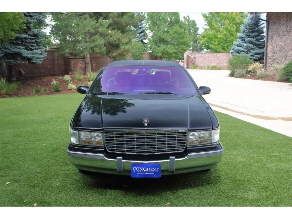 1996 Cadillac Fleetwood - Image 2 of 31