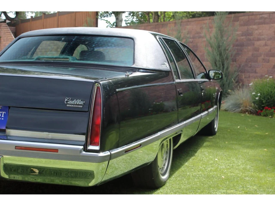 1996 Cadillac Fleetwood - Image 23 of 31