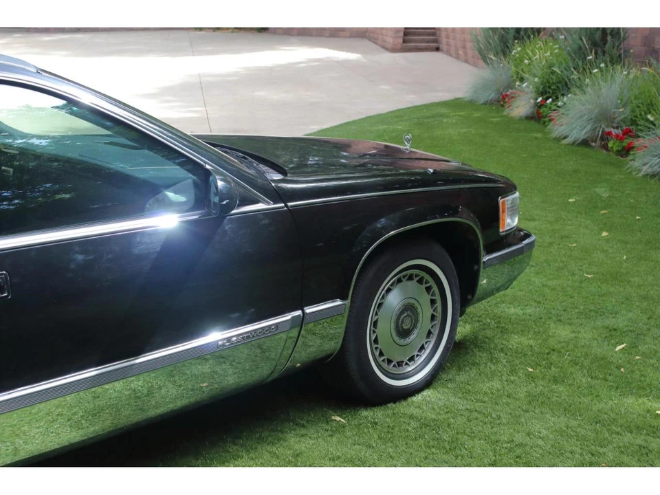 1996 Cadillac Fleetwood - Image 20 of 31