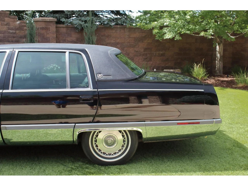 1996 Cadillac Fleetwood - Image 30 of 31