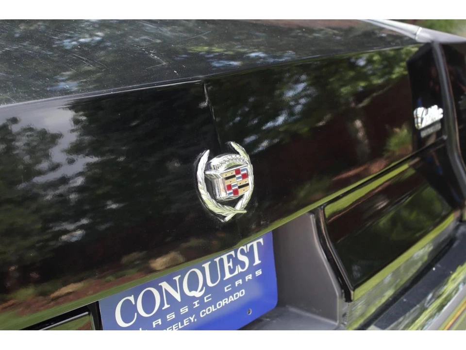 1996 Cadillac Fleetwood - Image 27 of 31