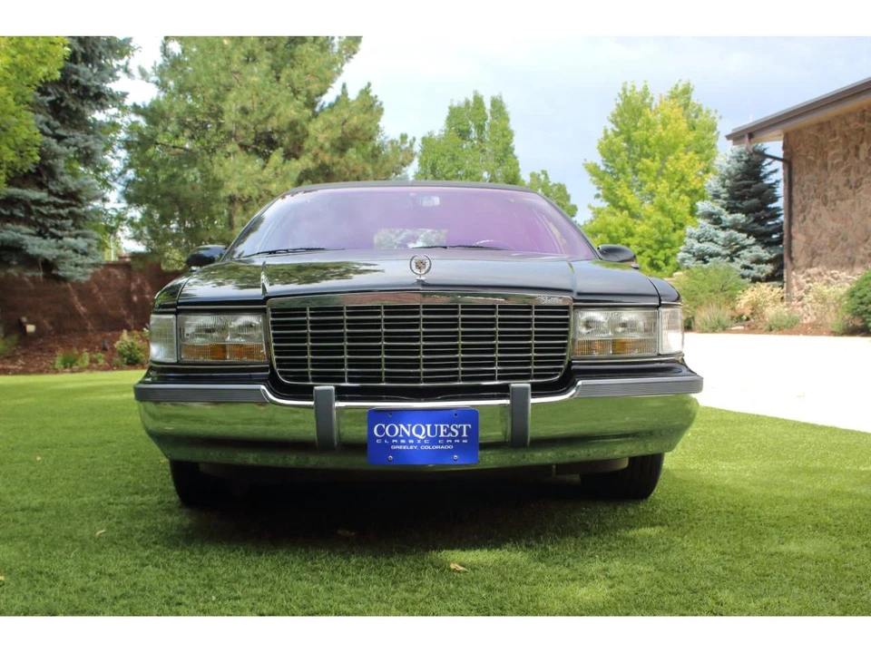 1996 Cadillac Fleetwood - Image 12 of 31