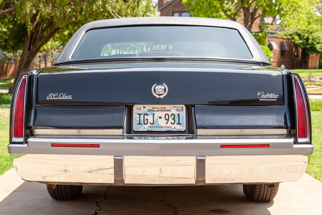 1996 Cadillac Fleetwood - Image 13 of 31