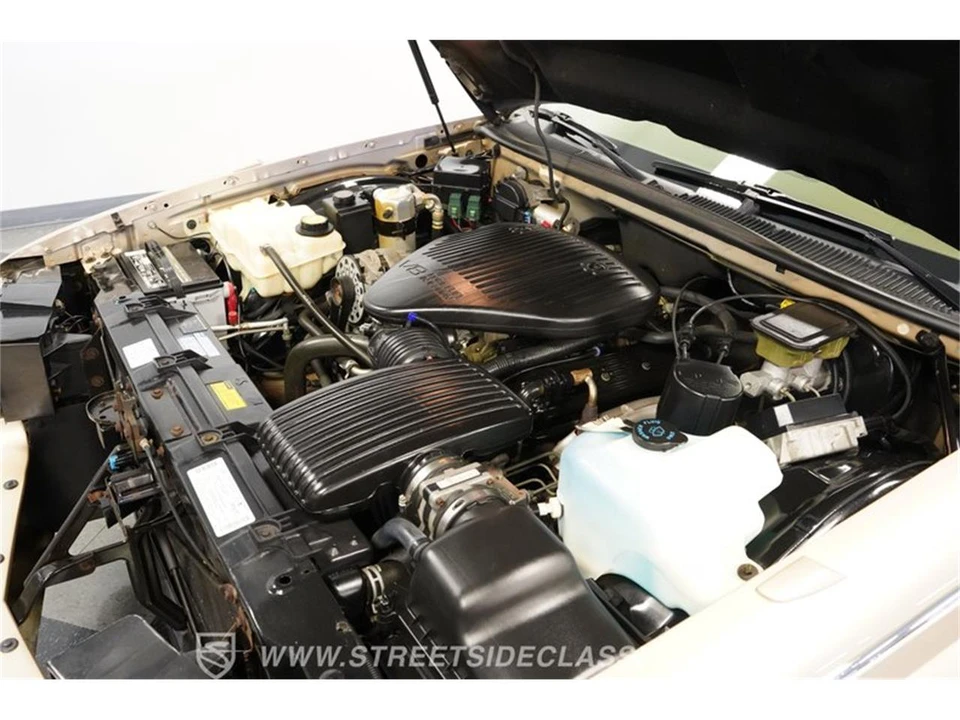 1996 Cadillac Fleetwood - Image 31 of 31