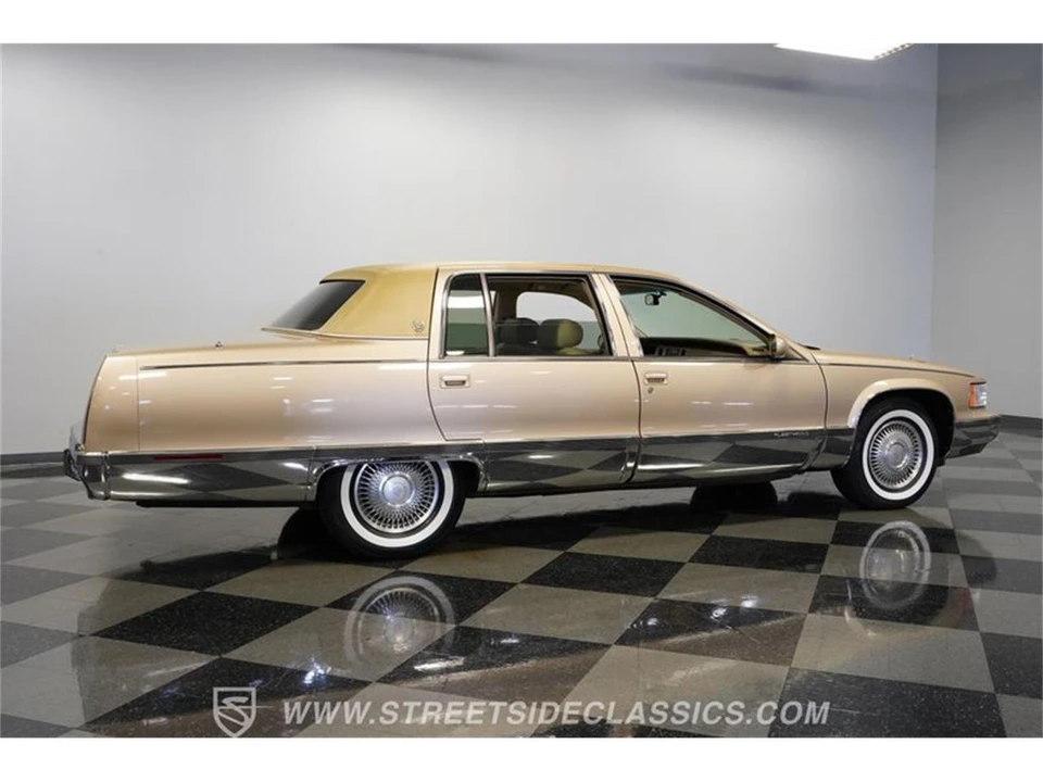 1996 Cadillac Fleetwood - Image 12 of 31