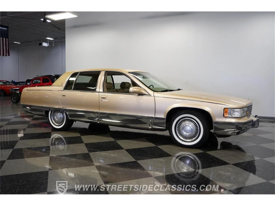 1996 Cadillac Fleetwood - Image 14 of 31