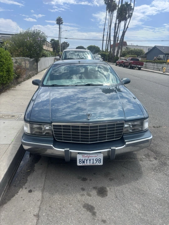 1996 Cadillac Fleetwood - Image 2 of 9