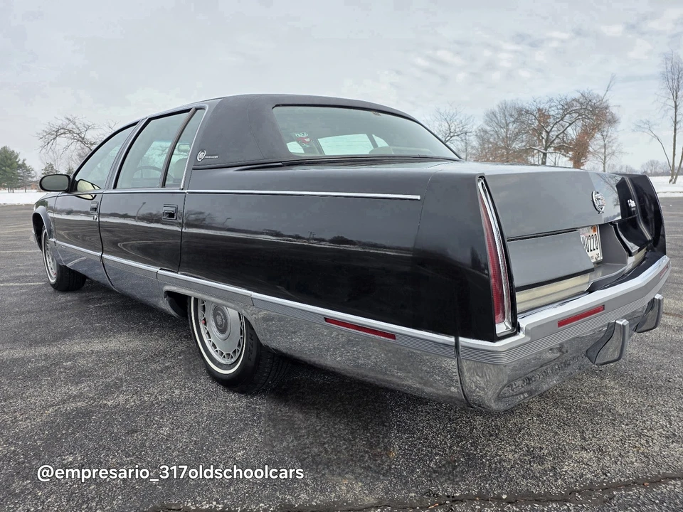 1996 Cadillac Fleetwood - Image 14 of 21