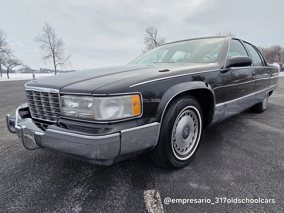 1996 Cadillac Fleetwood - Image 8 of 21