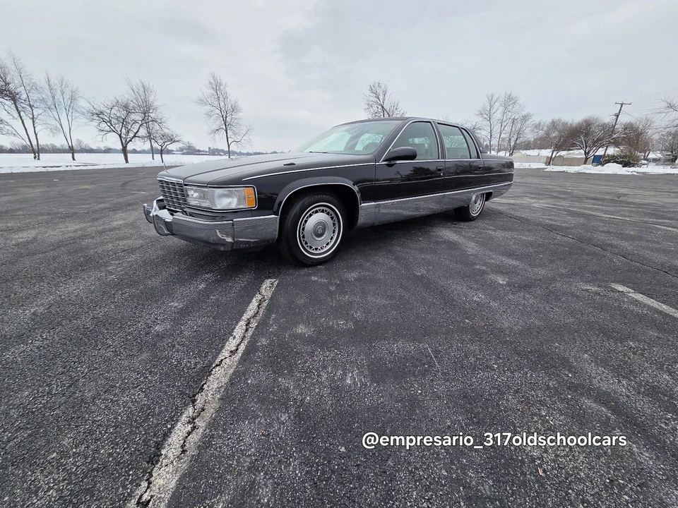1996 Cadillac Fleetwood - Image 2 of 21